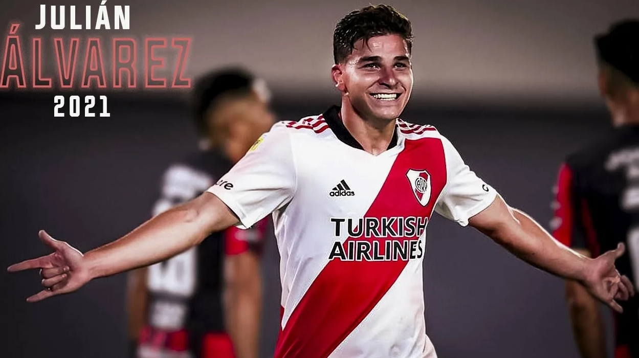 Julian Alvarez azarkeşlərdən motivasiya